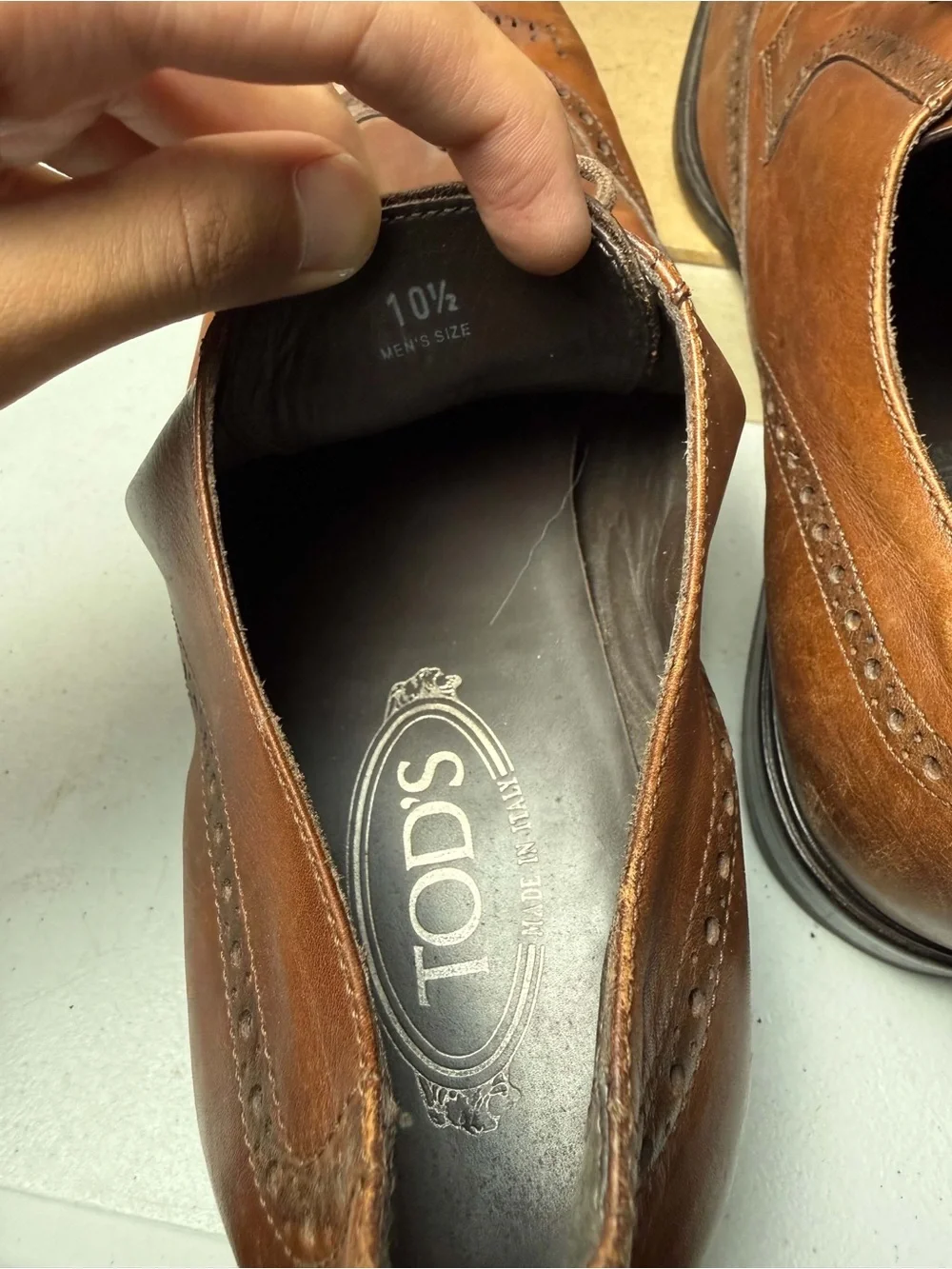 Tod's brown leather wingtip brogue dress shoes. Sz 10.5